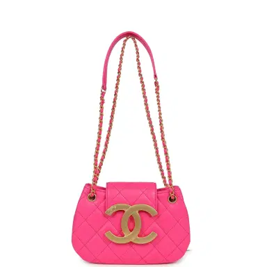 Chanel Chanel CC Mini Shoulder Bag Fuchsia Lambskin Antique Gold Hardware | Thumbnail 7 Chanel Chanel CC Mini Shoulder Bag Fuchsia Lambskin Antique Gold Hardware | Thumbnail 7