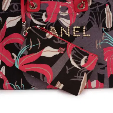 Chanel Chanel Small Deauville Shopping Bag Grey and Pink Tropical Floral Velvet Light Gold Hardware | Thumbnail 7 Chanel Chanel Small Deauville Shopping Bag Grey and Pink Tropical Floral Velvet Light Gold Hardware | Thumbnail 7