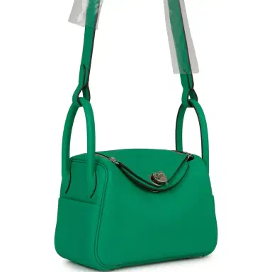HERMÈS Hermes Mini Lindy Menthe Clemence Palladium Hardware | Thumbnail 2 HERMÈS Hermes Mini Lindy Menthe Clemence Palladium Hardware | Thumbnail 2