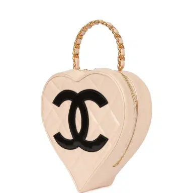 Chanel Vintage Chanel Heart Vanity Bag Beige and Black Patent Antique Gold Hardware | Thumbnail 2