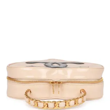 Chanel Vintage Chanel Heart Vanity Bag Beige and Black Patent Antique Gold Hardware | Thumbnail 7