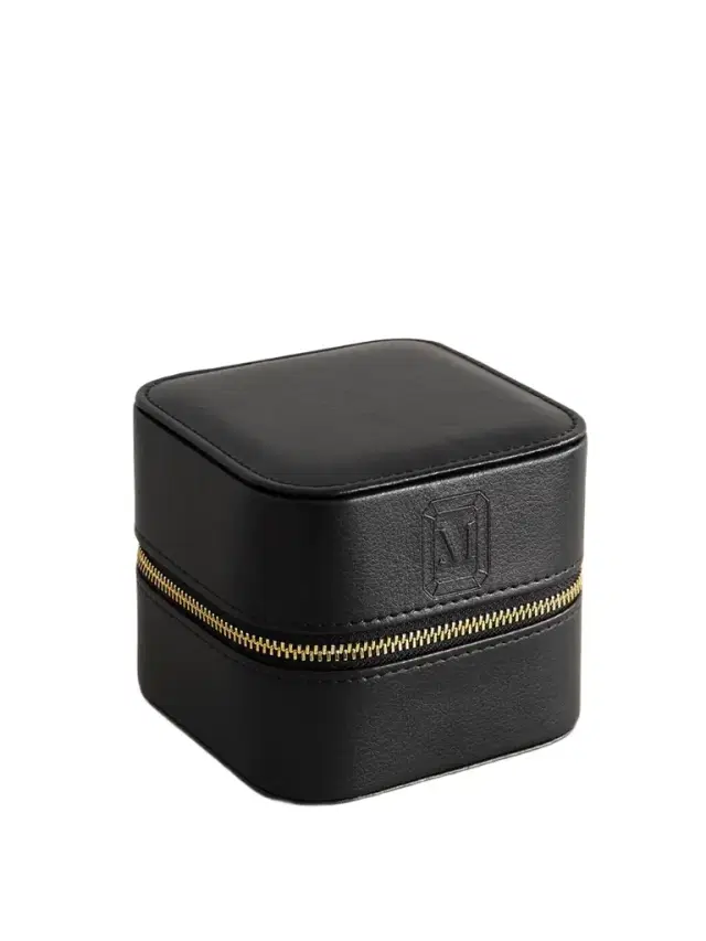 Mateo Vegan Material Jewelry Case