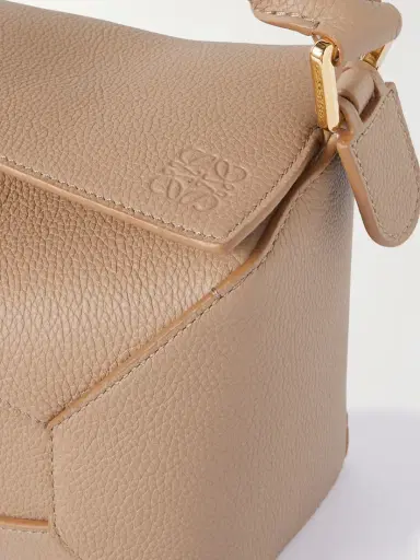 Loewe Puzzle Edge Small Textured-leather Shoulder Bag | Thumbnail 4