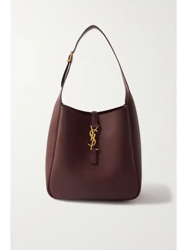 Le 5 À 7 Supple Small Leather Shoulder Bag