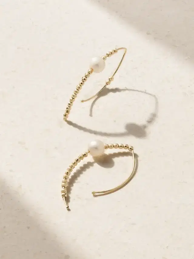 Mizuki Small 14-karat Gold Pearl Earrings