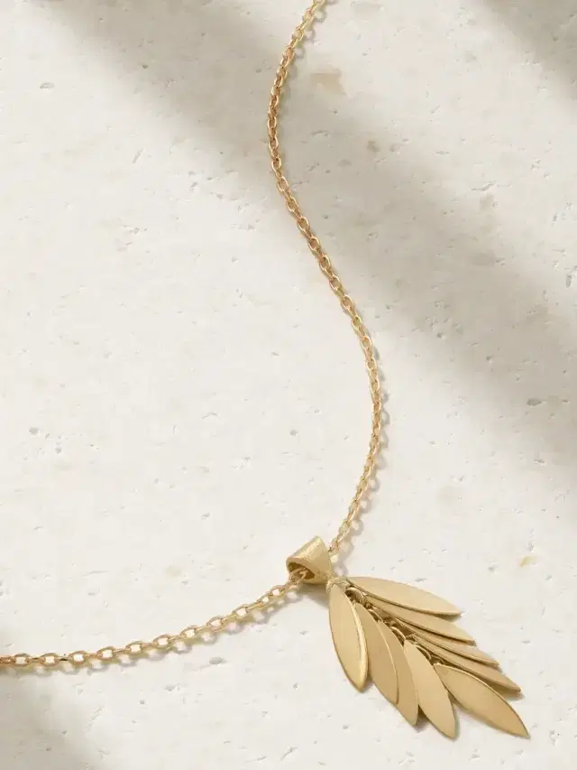 Falling Leaf 18-karat Gold Necklace