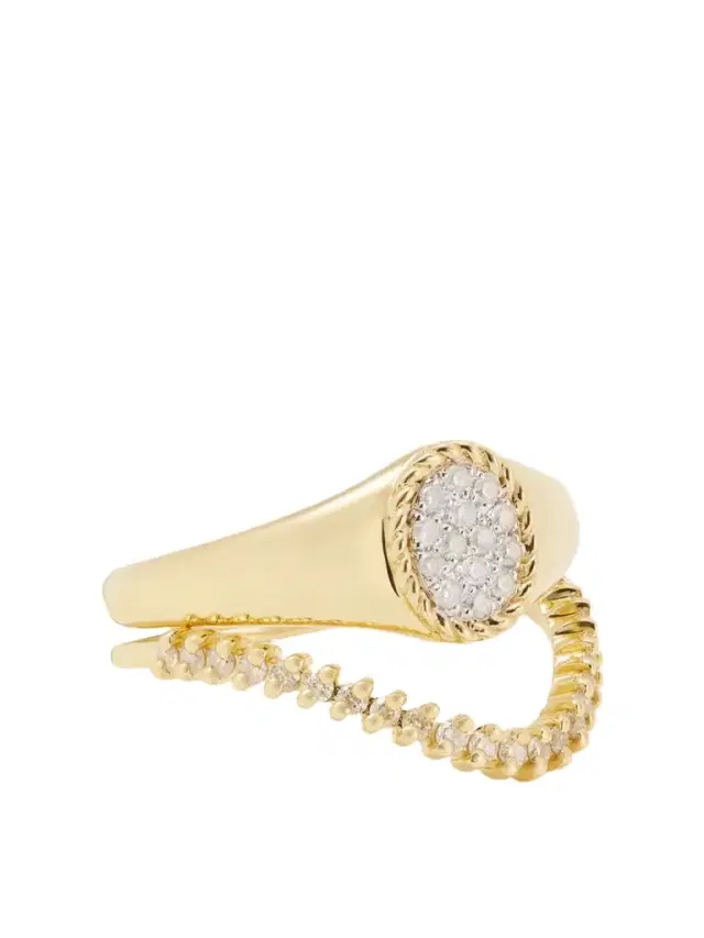 Yvonne Léon 9-karat Gold Diamond Signet Ring Set