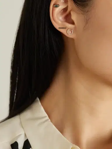 Melissa Joy Manning 14-karat Recycled Gold Diamond Earrings | Thumbnail 4