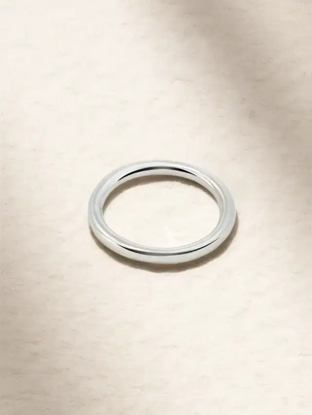 8mm 14-karat Gold Hoop Earring