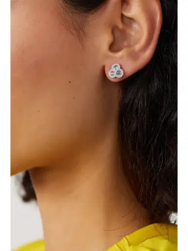 David Morris 18-karat White Gold Diamond Earrings | Thumbnail 2 David Morris 18-karat White Gold Diamond Earrings | Thumbnail 2