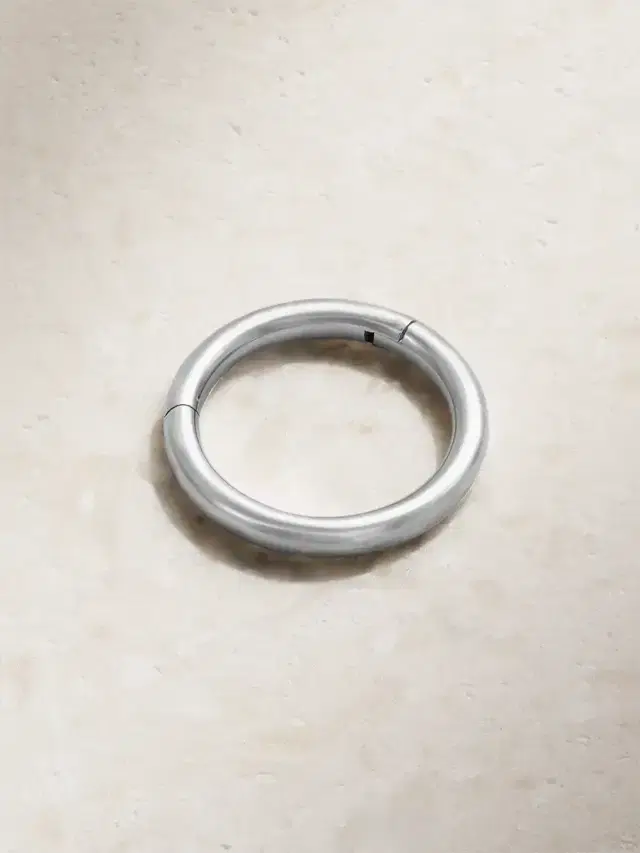 6.5mm 14-karat White Gold Hoop Earring