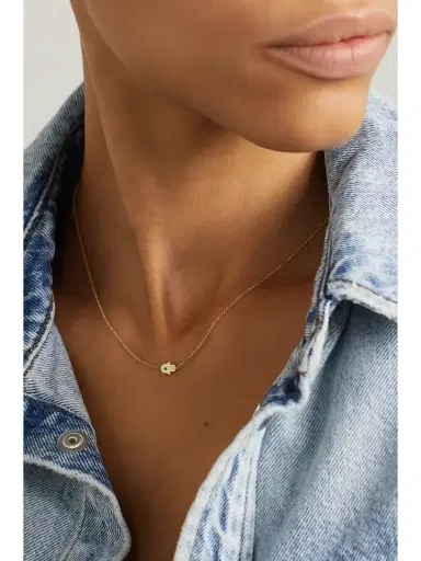 Jennifer Meyer Mini Hamsa 18-karat Gold Emerald Necklace | Thumbnail 2 Jennifer Meyer Mini Hamsa 18-karat Gold Emerald Necklace | Thumbnail 2