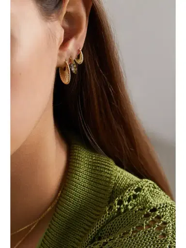 L’Atelier Nawbar Flat Ray Large 18-karat Gold Diamond Hoop Earrings | Thumbnail 4 L’Atelier Nawbar Flat Ray Large 18-karat Gold Diamond Hoop Earrings | Thumbnail 4