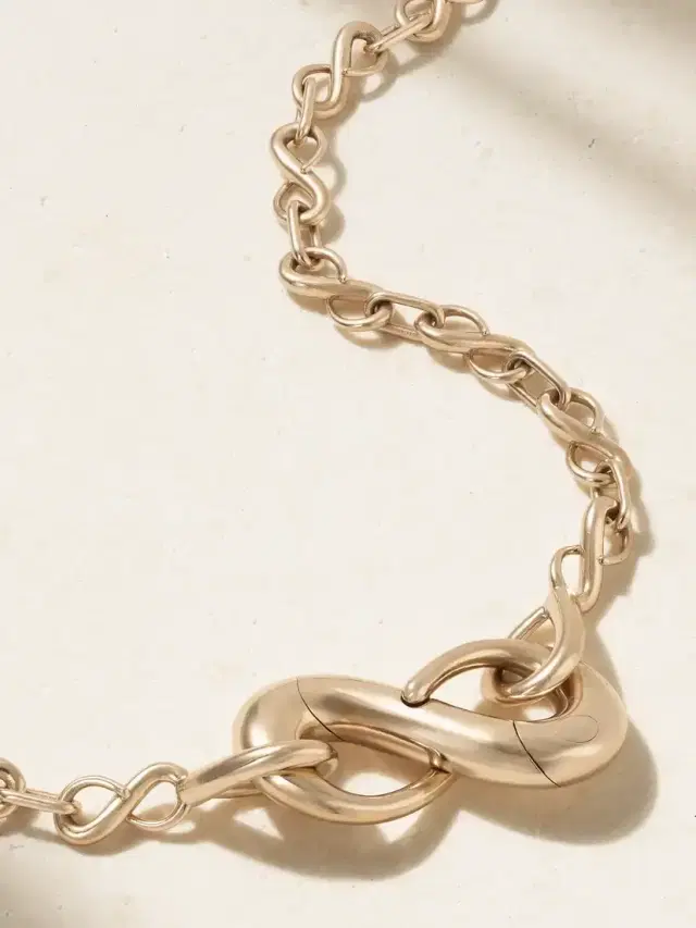 Myriad Lock 18-karat Gold Necklace