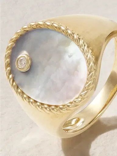 Yvonne Léon 9-karat Gold, Mother-of-pearl And Diamond Ring | Thumbnail 4