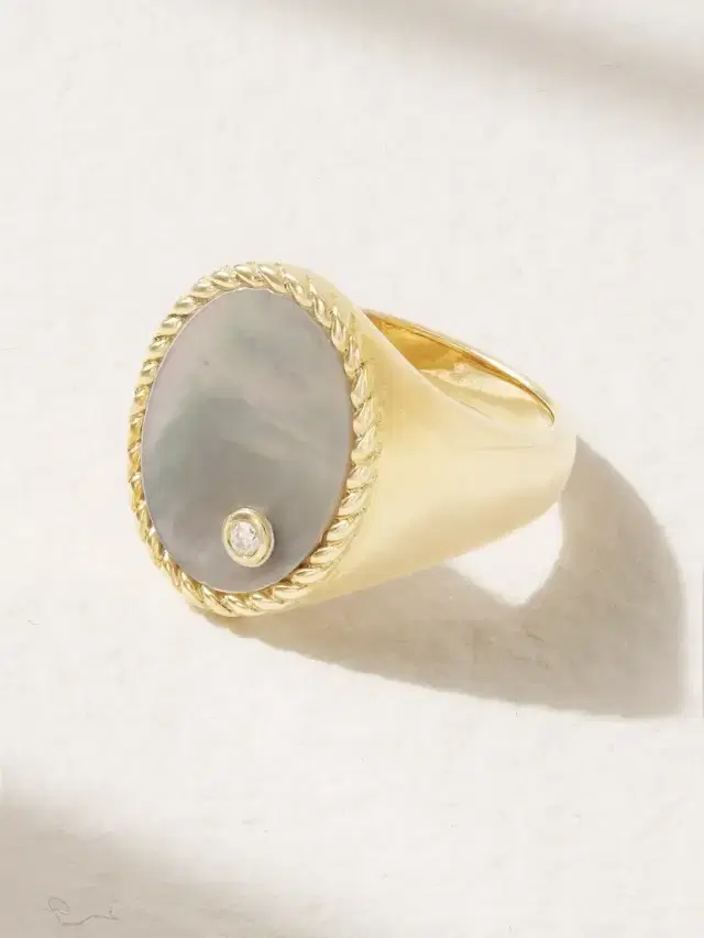 9-karat Gold, Mother-of-pearl And Diamond Ring