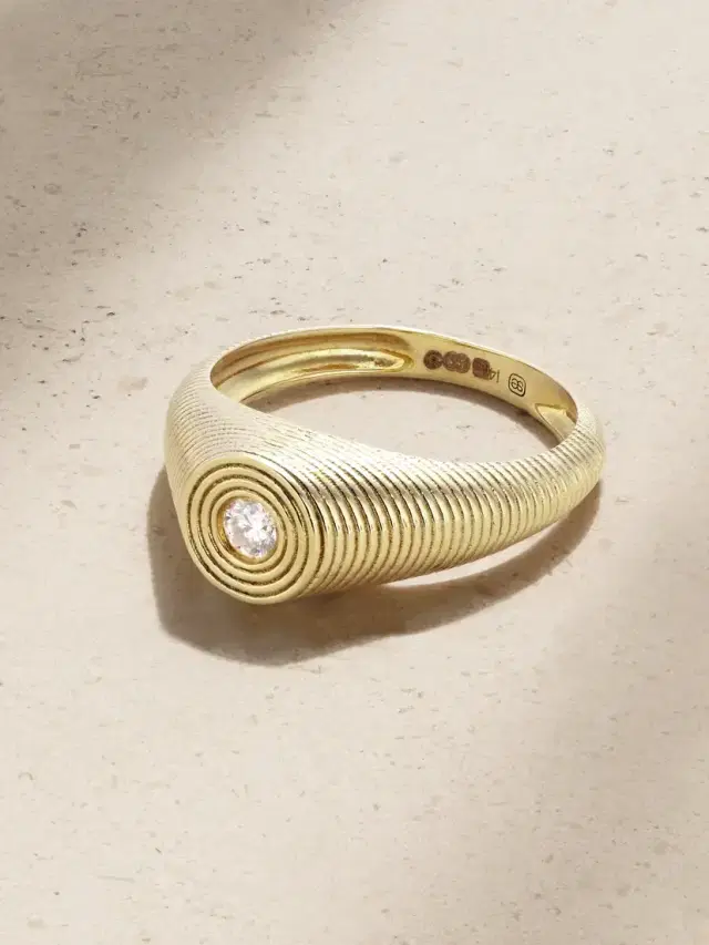 14-karat Gold Diamond Ring