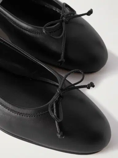 Manolo Blahnik Veralli Bow-detailed Leather Ballet Flats | Thumbnail 4
