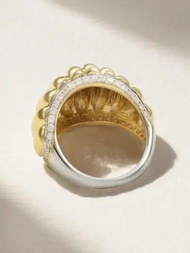 Yvonne Léon 9-karat White And Yellow Gold Diamond Ring | Thumbnail 3