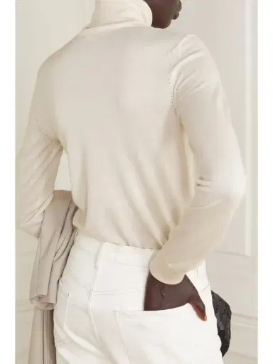 Loro Piana Cashmere Turtleneck Sweater | Thumbnail 4 Loro Piana Cashmere Turtleneck Sweater | Thumbnail 4