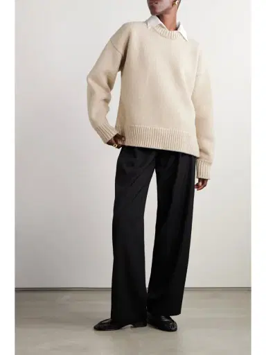 The Row Ophelia Oversized Wool And Cashmere Sweater | Thumbnail 2