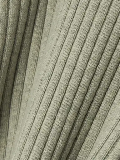 Loro Piana Ribbed Cashmere Sweater | Thumbnail 5 Loro Piana Ribbed Cashmere Sweater | Thumbnail 5