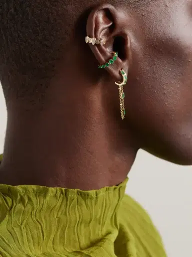 SHAY 18-karat Gold Emerald Ear Cuff | Thumbnail 4 SHAY 18-karat Gold Emerald Ear Cuff | Thumbnail 4