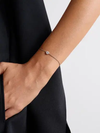 De Beers London Aura Solitare -karat White Gold Diamond Bracelet | Thumbnail 2