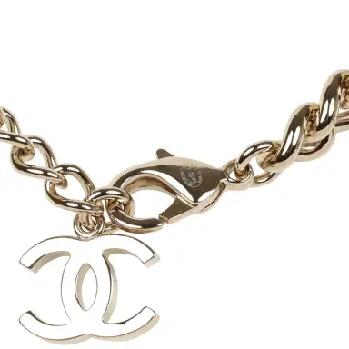 Chanel Chanel Light Gold Tone Wax Seal Logo and Rhinestone Star Necklace | Thumbnail 6