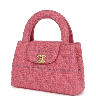 Chanel Chanel Small Kelly Shopper Pink Tweed Brushed Gold Hardware | Thumbnail 5 Chanel Chanel Small Kelly Shopper Pink Tweed Brushed Gold Hardware | Thumbnail 5