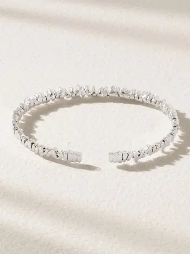 Suzanne Kalan 18-karat White Gold Diamond Cuff | Thumbnail 3