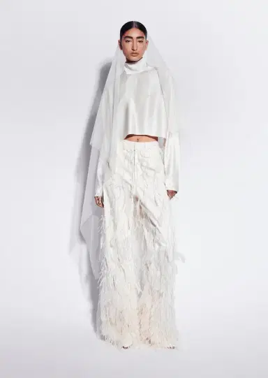 Lapointe Tulle Veil | Thumbnail 2