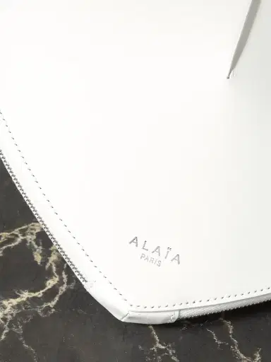 Alaïa Le Coeur Leather Shoulder Bag | Thumbnail 4 Alaïa Le Coeur Leather Shoulder Bag | Thumbnail 4
