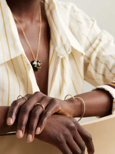 Yvonne Léon 9-karat Gold, Diamond And Enamel Ring | Thumbnail 5