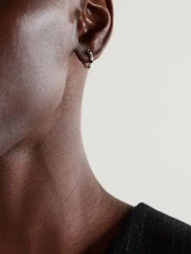 Yvonne Léon 9-karat White Gold, Diamond And Enamel Hoop Earrings | Thumbnail 2