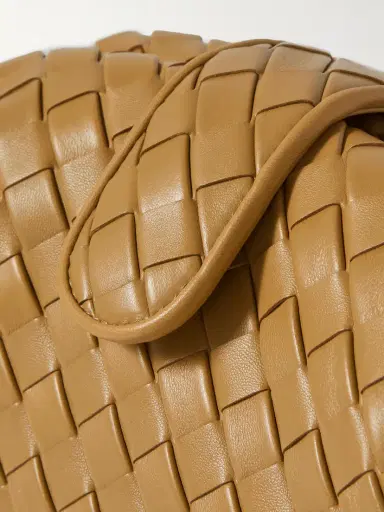Bottega Veneta Lauren 1980 Teen Small Intrecciato Leather Clutch | Thumbnail 4