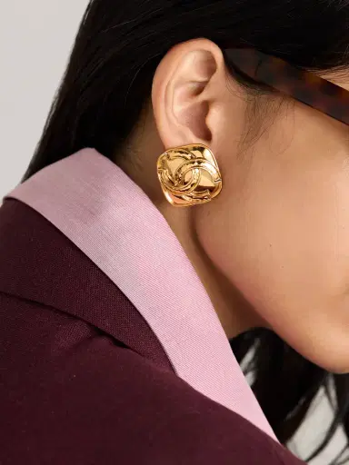 Vintage Chanel plated Clip Earrings | Thumbnail 2 Vintage Chanel plated Clip Earrings | Thumbnail 2