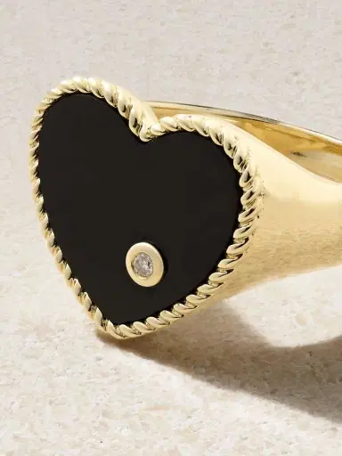Yvonne Léon Chevalière Coeur 9-karat Gold, Onyx And Diamond Ring | Thumbnail 4