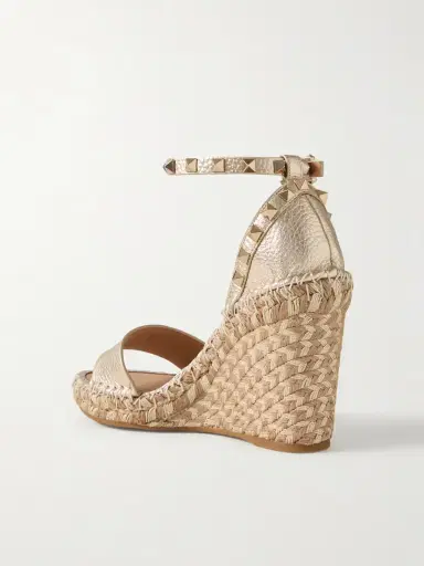 Valentino Garavani Rockstud 105 Metallic Textured-leather Espadrille Wedge Sandals | Thumbnail 3