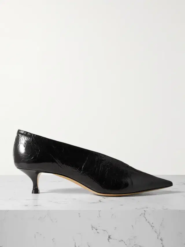 Le Monde Béryl Babouche 40 Textured Patent-leather Pumps