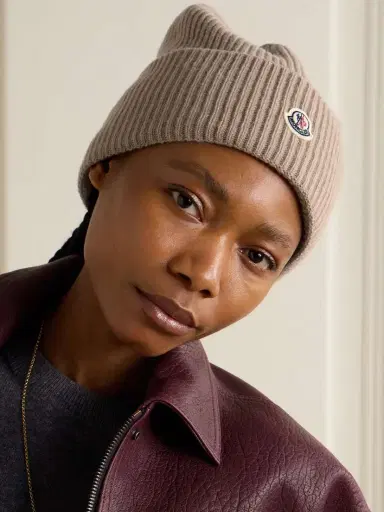 Moncler Logo-appliquéd Ribbed Wool Beanie | Thumbnail 2 Moncler Logo-appliquéd Ribbed Wool Beanie | Thumbnail 2