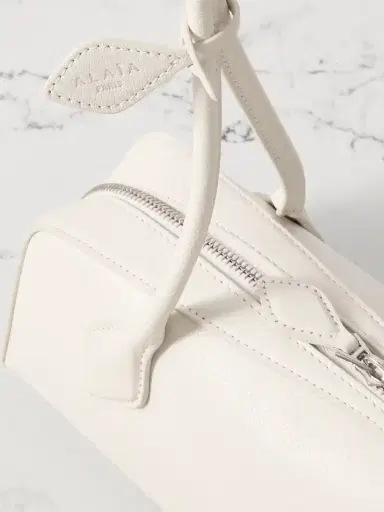 Alaïa Le Teckel Textured-leather Shoulder Bag | Thumbnail 4 Alaïa Le Teckel Textured-leather Shoulder Bag | Thumbnail 4