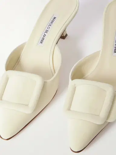 Manolo Blahnik Maysale 50 Buckled Velvet Mules | Thumbnail 4 Manolo Blahnik Maysale 50 Buckled Velvet Mules | Thumbnail 4