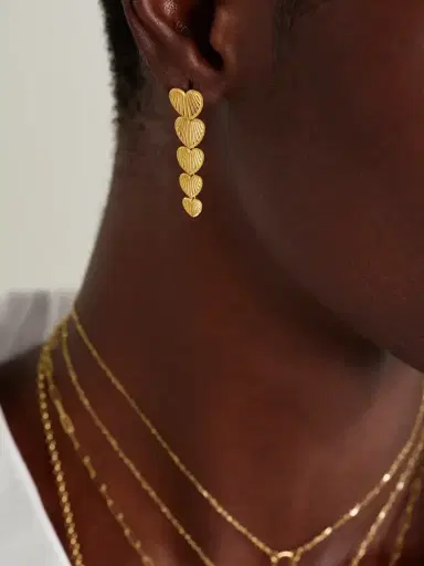 Foundrae Graduated Heart Token 18-karat Gold Single Earring | Thumbnail 2