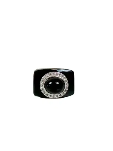 Jen Wonders Studio Onyx Ring | Thumbnail 5