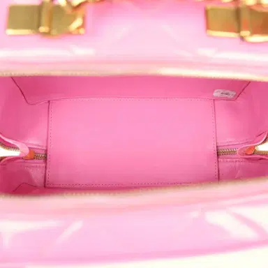 Chanel Vintage Chanel Lunchbox Vanity Bag Pink Patent Gold Hardware | Thumbnail 8 Chanel Vintage Chanel Lunchbox Vanity Bag Pink Patent Gold Hardware | Thumbnail 8