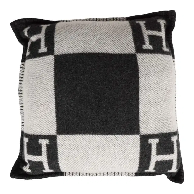 HERMÈS Hermes "Avalon" Ecru and Gris Fonce Signature H Cushion PM Single