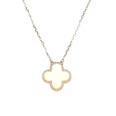 Van Cleef & Arpels Van Cleef & Arpels 2023 Holiday Vintage Alhambra Obsidian Pendant Necklace | Thumbnail 5 Van Cleef & Arpels Van Cleef & Arpels 2023 Holiday Vintage Alhambra Obsidian Pendant Necklace | Thumbnail 5