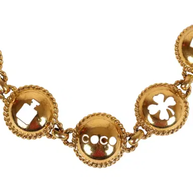 Chanel Vintage Chanel Round Cutout Lucky Charms Chain Belt Gold Metal | Thumbnail 3 Chanel Vintage Chanel Round Cutout Lucky Charms Chain Belt Gold Metal | Thumbnail 3