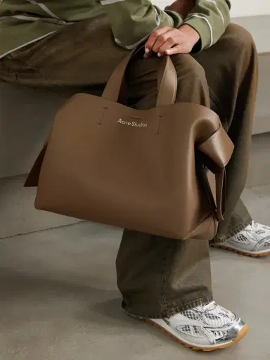 Acne Studios Musubi Knotted Leather Tote | Thumbnail 2